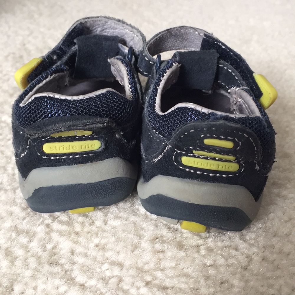 Stride Rite Sandals - Picture 2 of 2